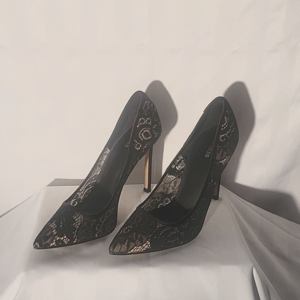 Express Woman's Black Lace 5" High Heels, Size 9, NWT